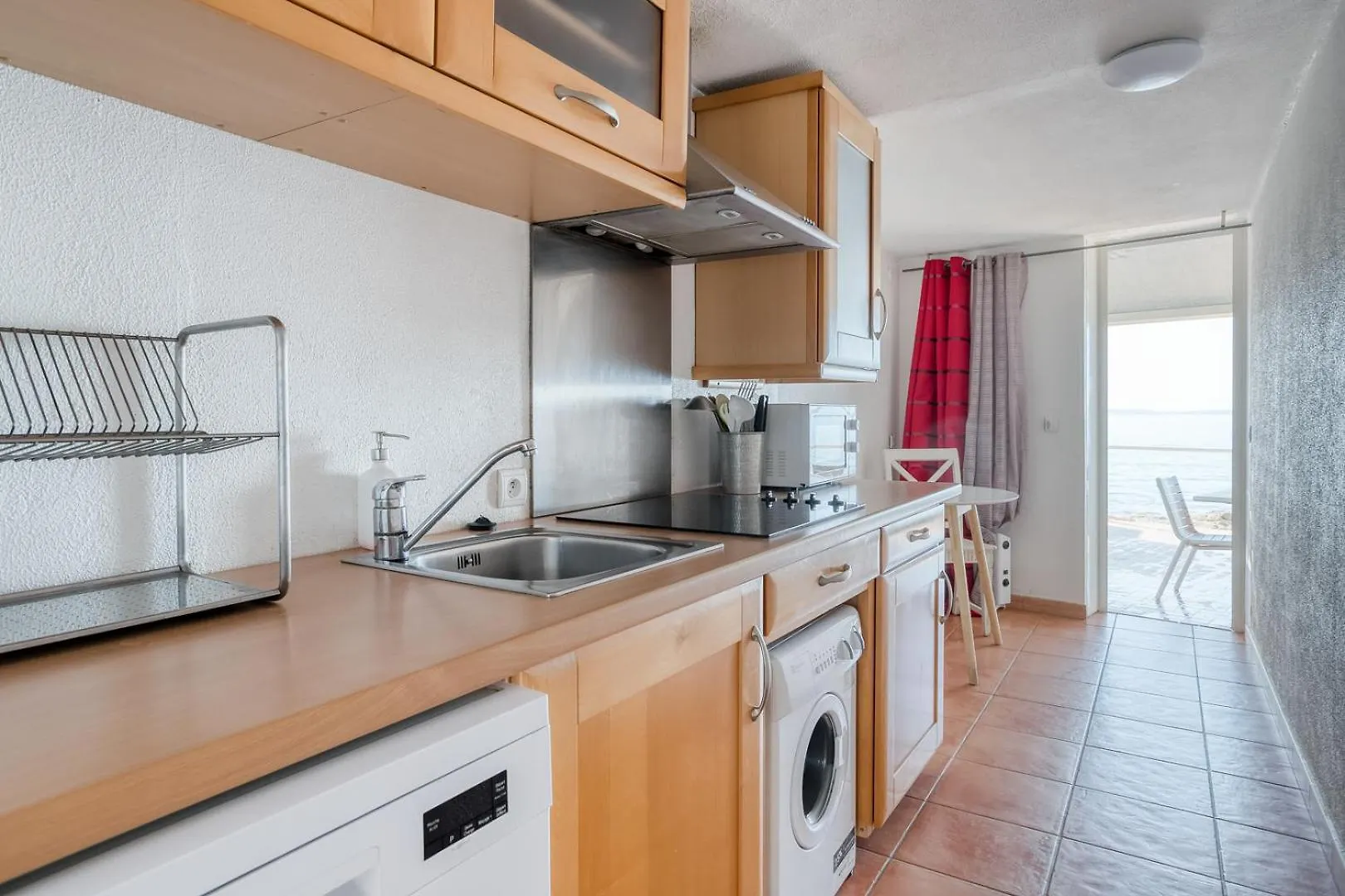****  Roc Hotel - Hotel 4 Etoiles Les Pieds Dans L'Eau Le Lavandou France
