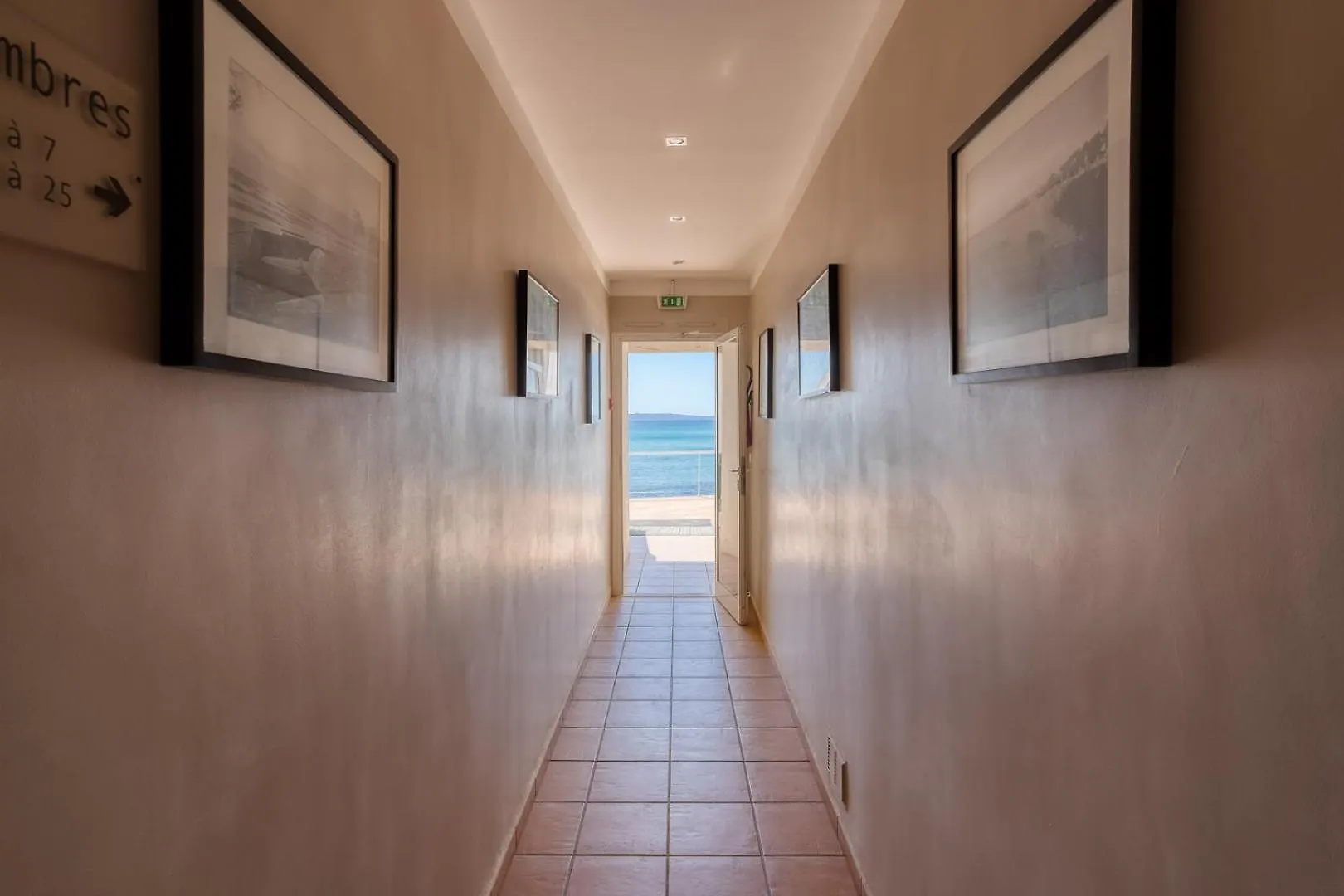Roc Hotel - Hotel 4 Etoiles Les Pieds Dans L'Eau ル・ラヴァンドゥー