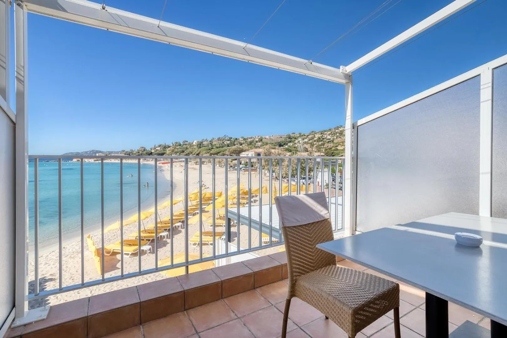 ****  Roc Hotel - Hotel 4 Etoiles Les Pieds Dans L'Eau Le Lavandou Frankrike